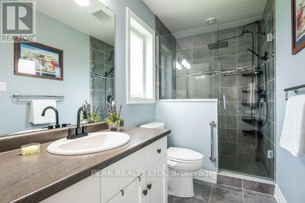49 HALLIDAY DRIVE Image 18