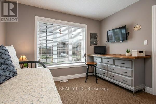 49 HALLIDAY DRIVE Image 19
