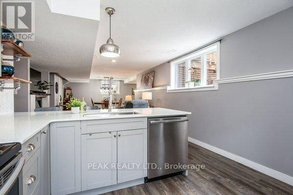49 HALLIDAY DRIVE Image 25