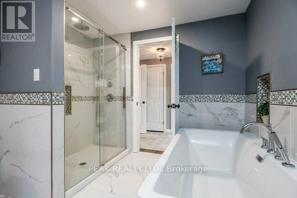 49 HALLIDAY DRIVE Image 29