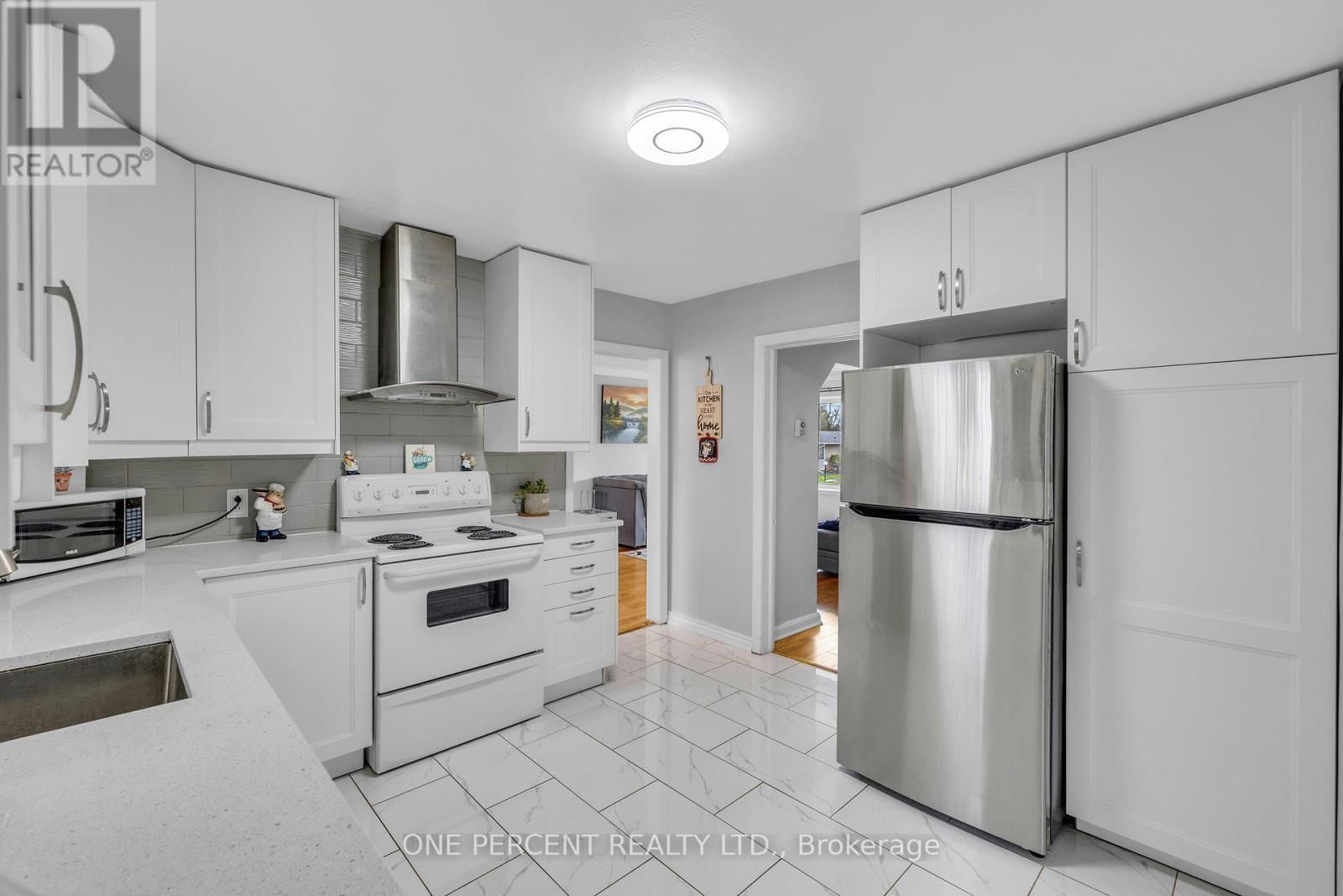 6 TWIN TERRACE Image 15