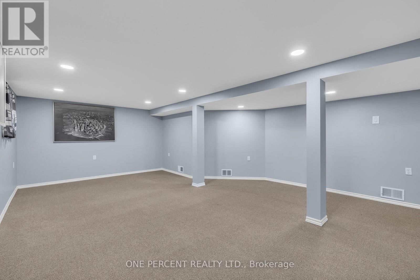 6 TWIN TERRACE Image 35