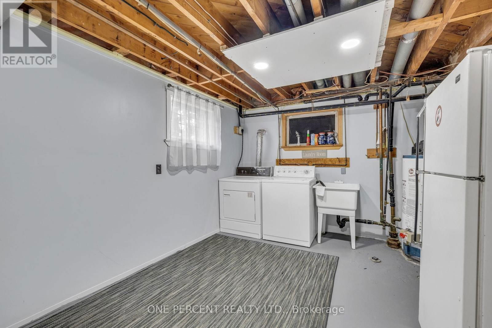 6 TWIN TERRACE Image 36