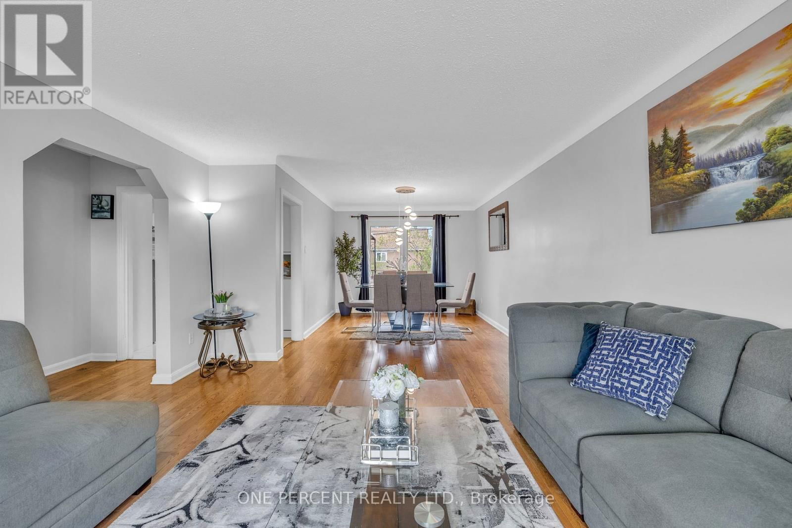 6 TWIN TERRACE Image 9