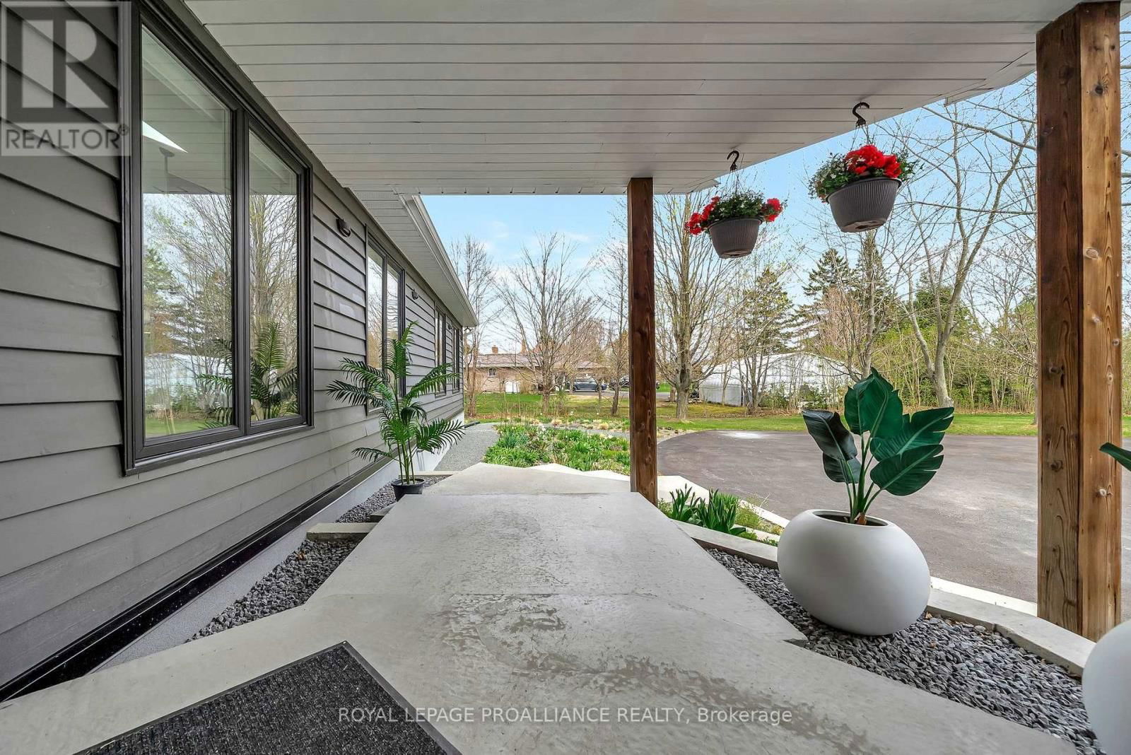 135 HISCOCK SHORES ROAD Image 3