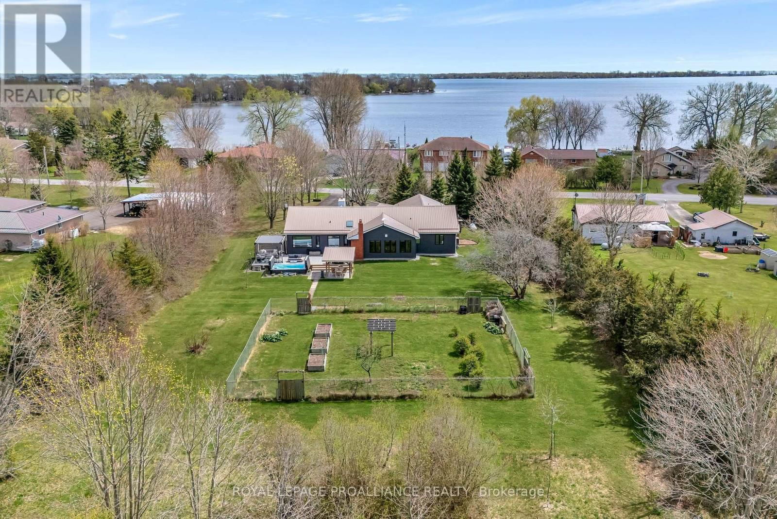 135 HISCOCK SHORES ROAD Image 47