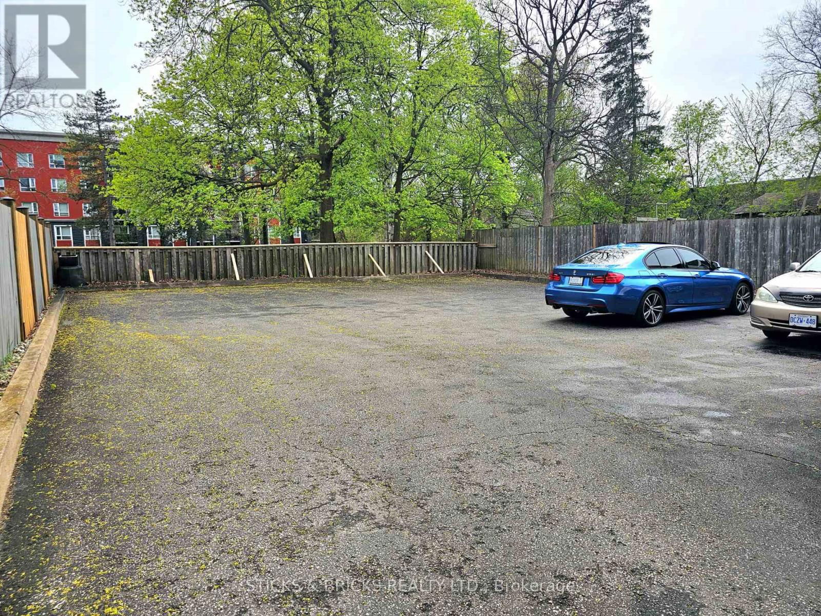 6974 LUNDYS LANE Image 22