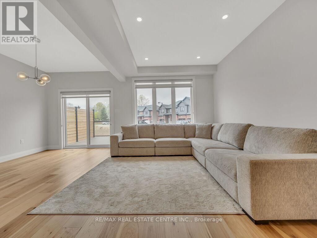 36 WALKER ROAD Image 13