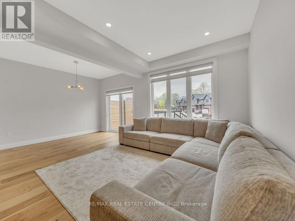 36 WALKER ROAD Image 14