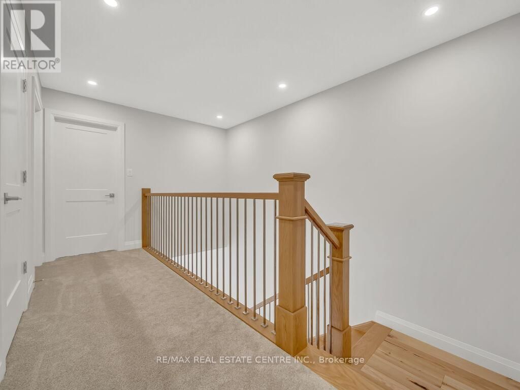 36 WALKER ROAD Image 27