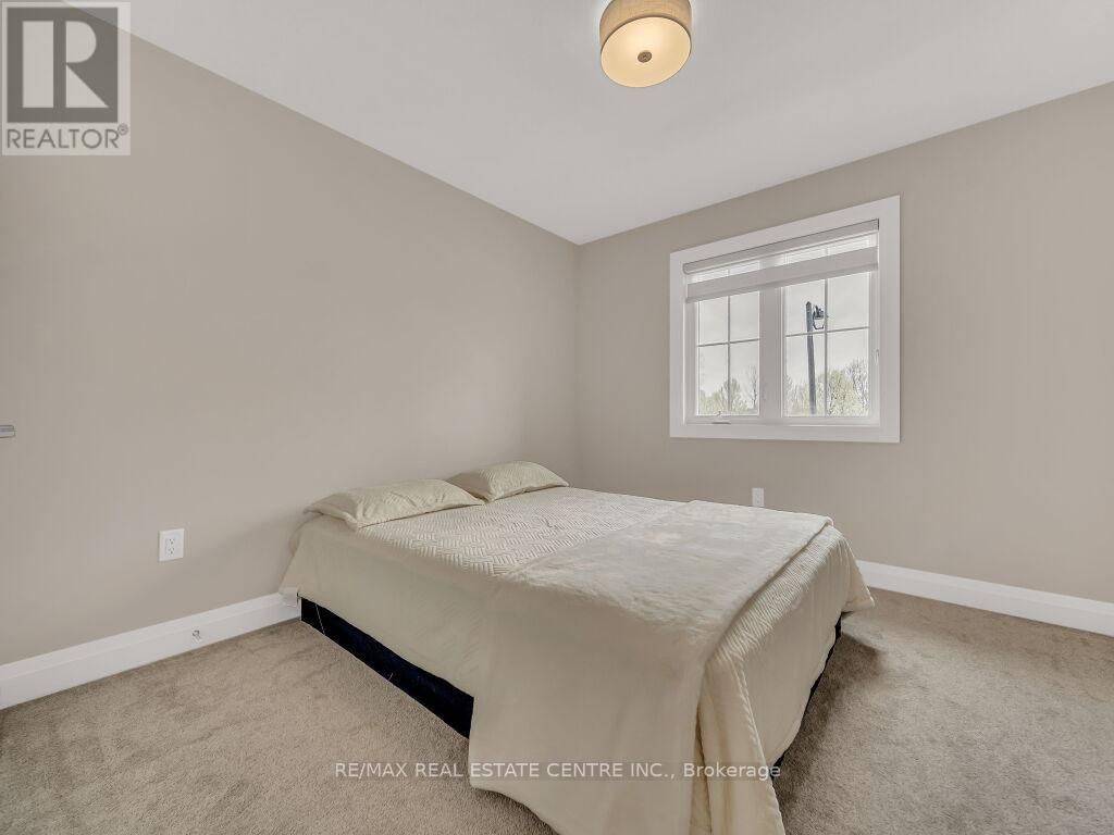 36 WALKER ROAD Image 28