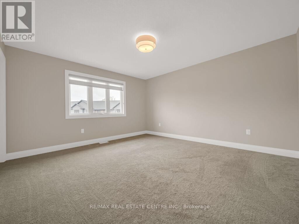 36 WALKER ROAD Image 31