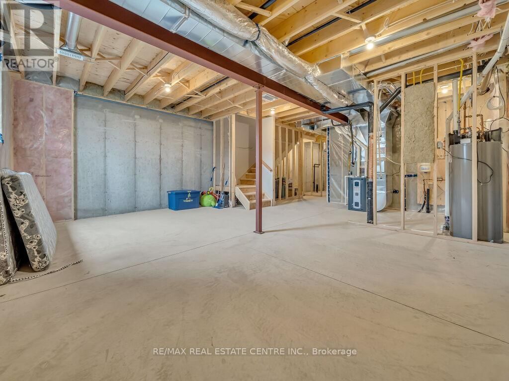 36 WALKER ROAD Image 40