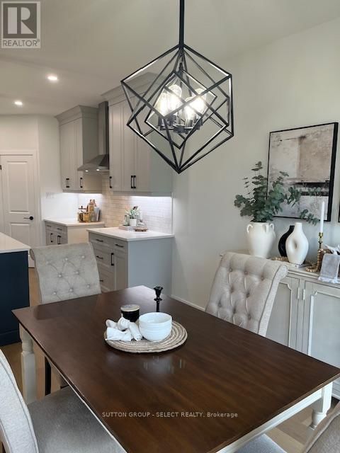 148 FOXBOROUGH PLACE Image 12