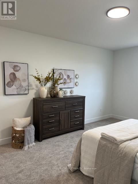 148 FOXBOROUGH PLACE Image 21
