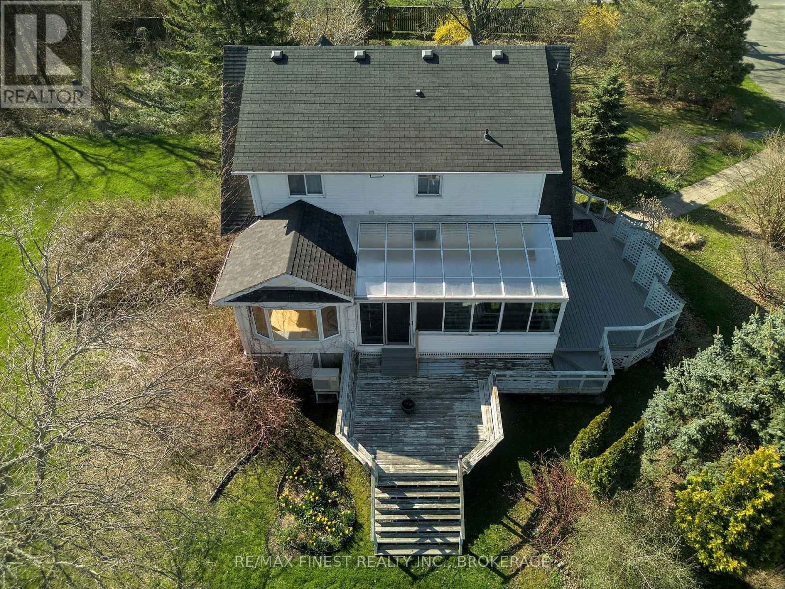 9820 FRONT ROAD Image 47