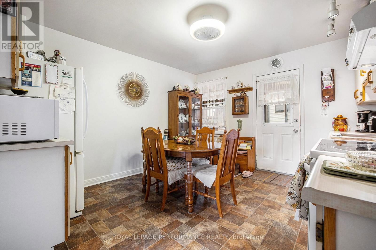 327-329 SHAKESPEARE STREET Image 8