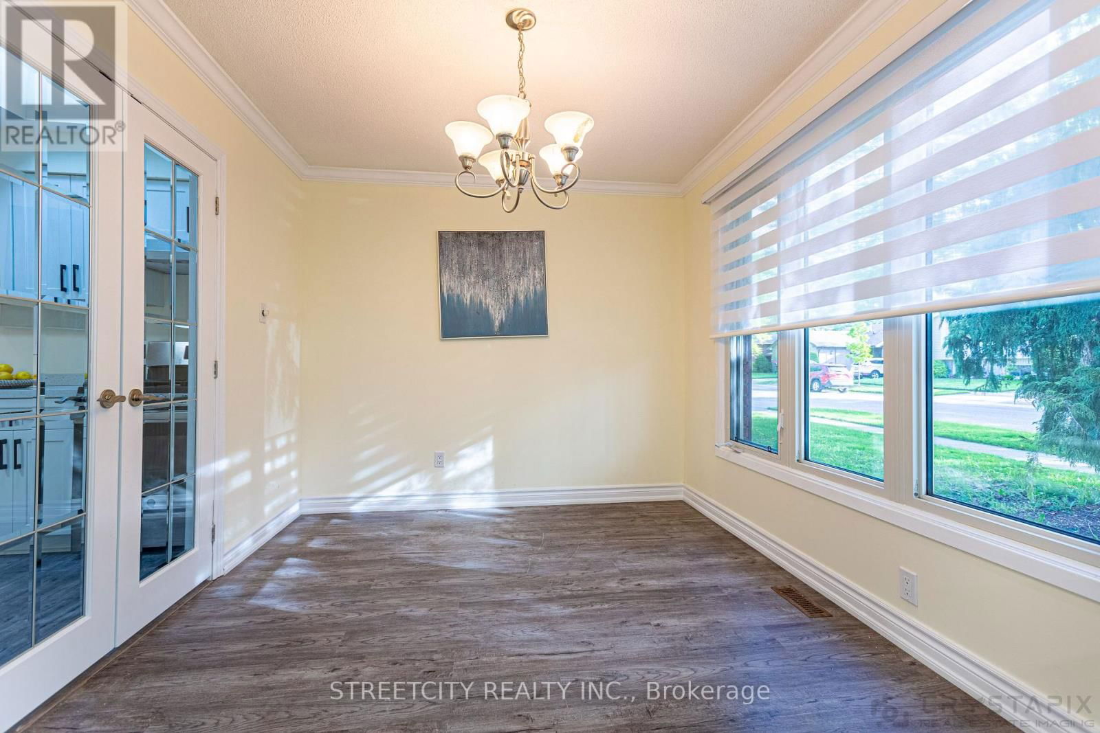 19 WINDINGWAY CRESCENT Image 4