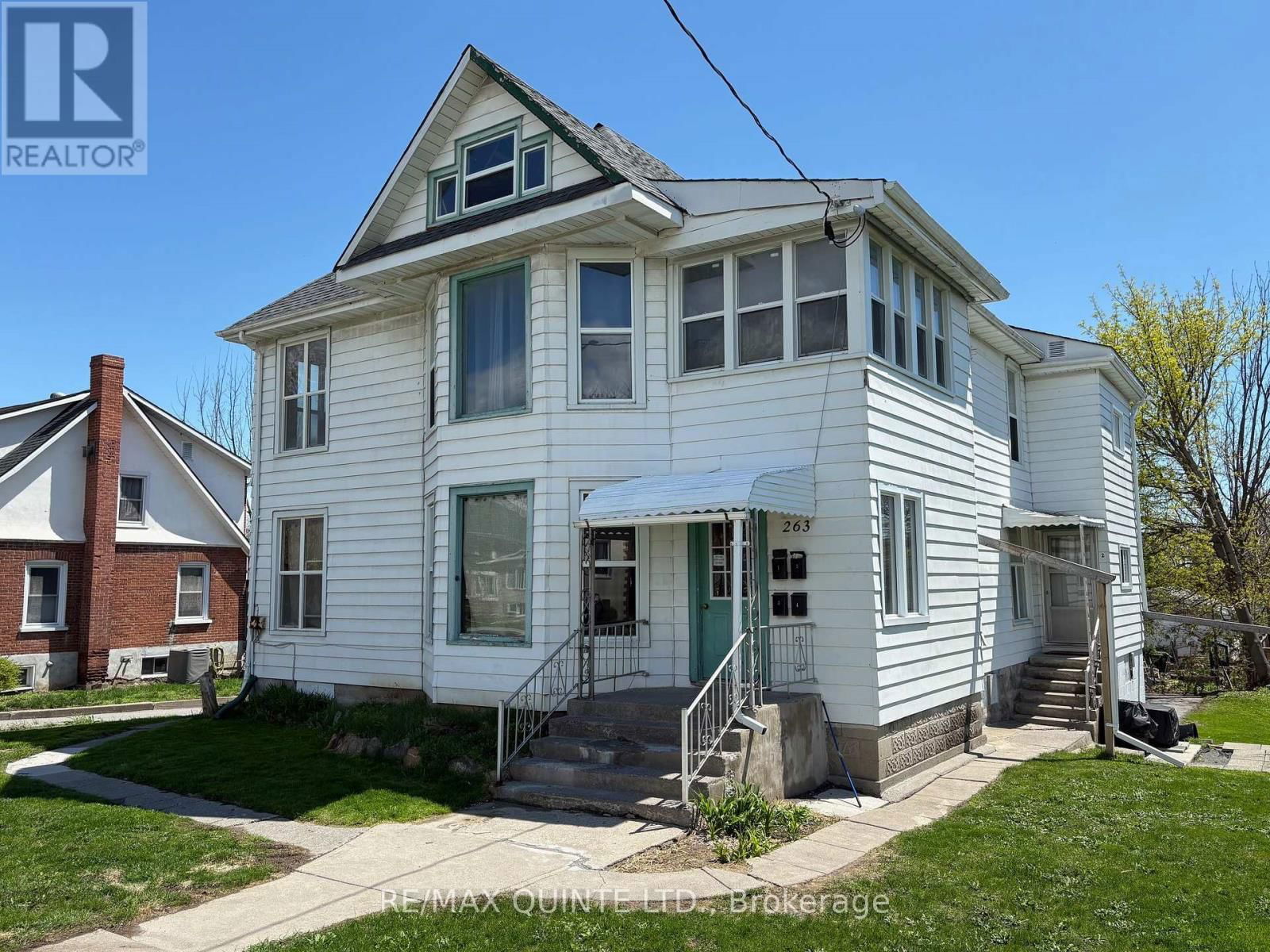 263 DUNDAS STREET WEST Image 1