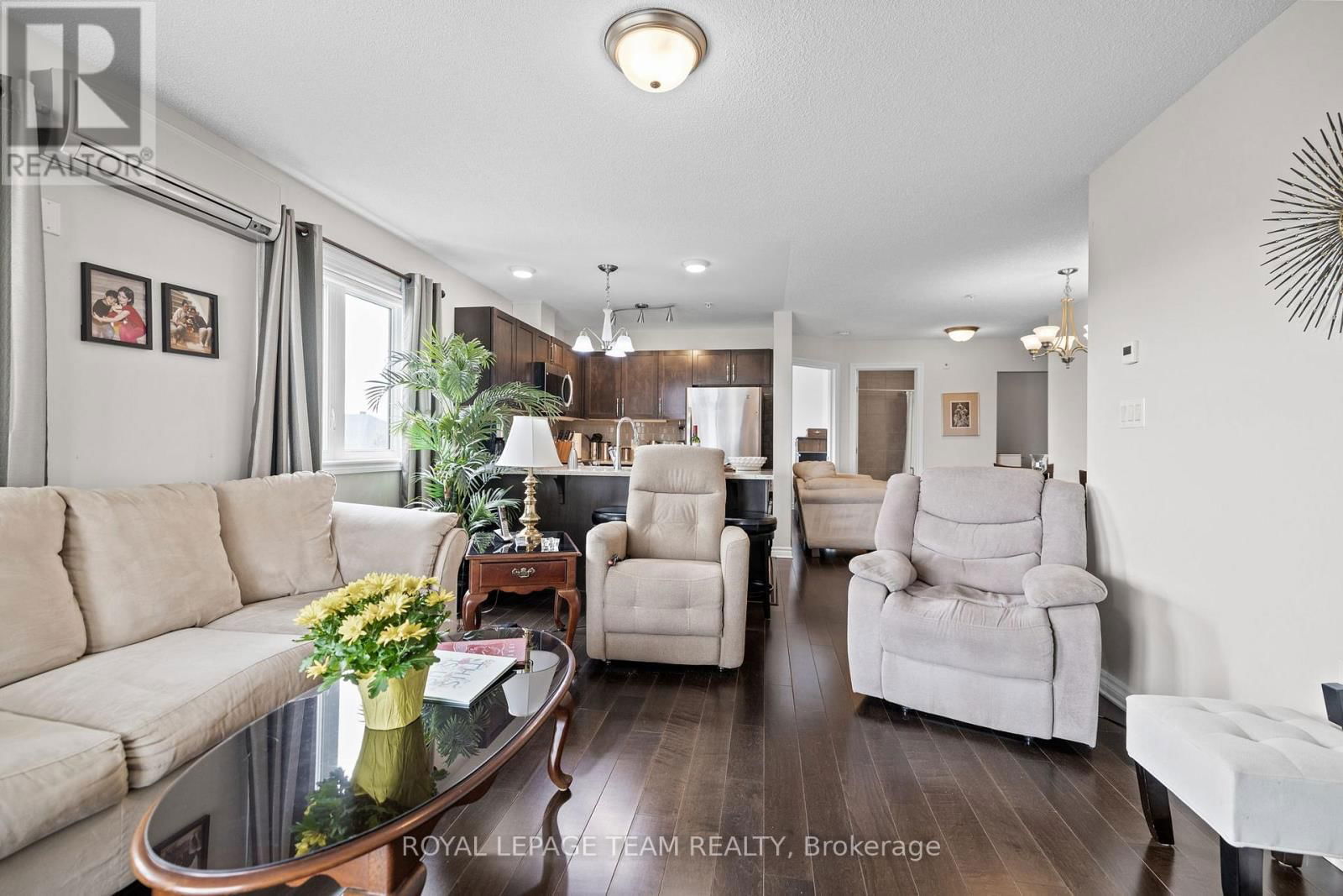 301 - 141 POTTS PRIVATE Image 11