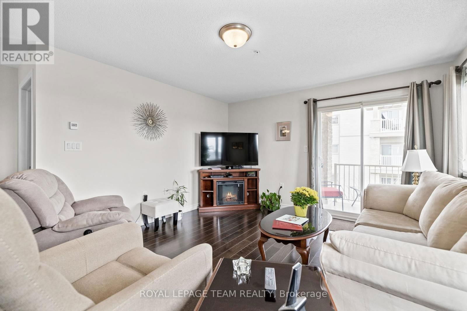 301 - 141 POTTS PRIVATE Image 12