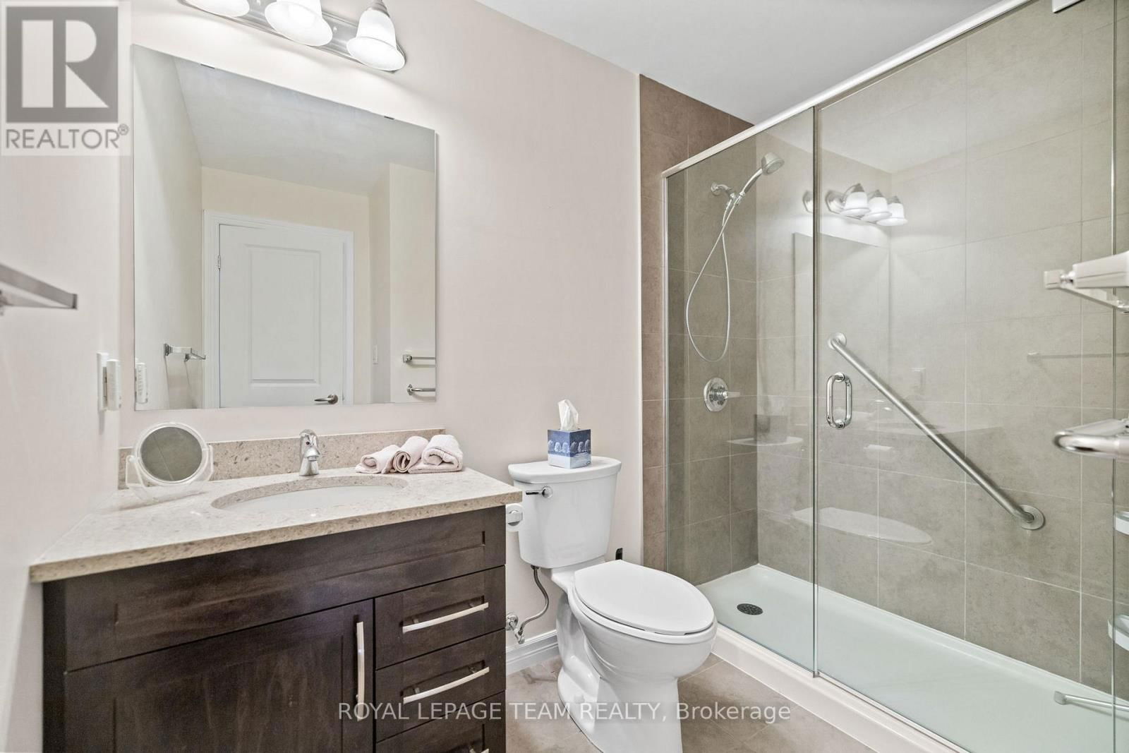 301 - 141 POTTS PRIVATE Image 18
