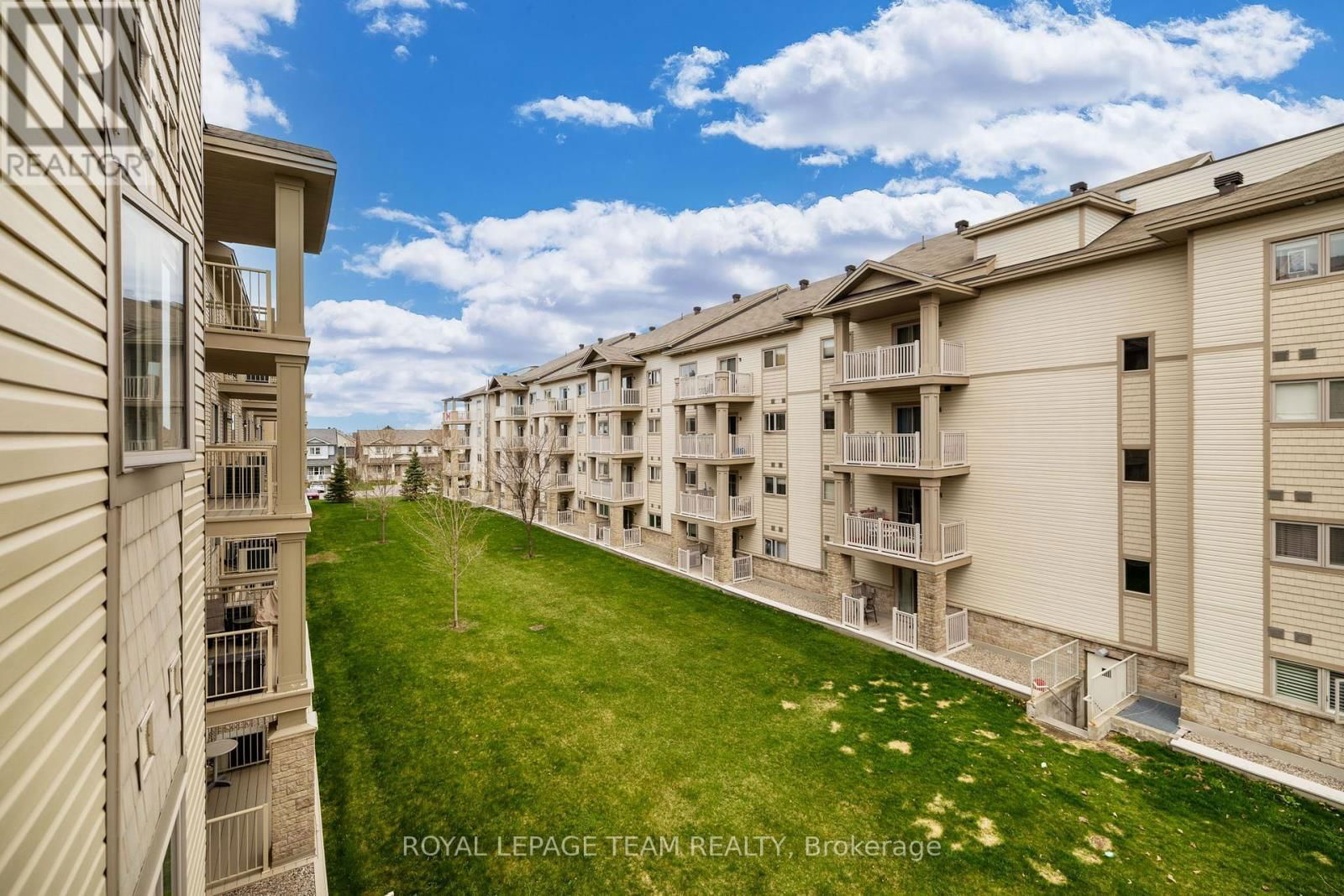 301 - 141 POTTS PRIVATE Image 32