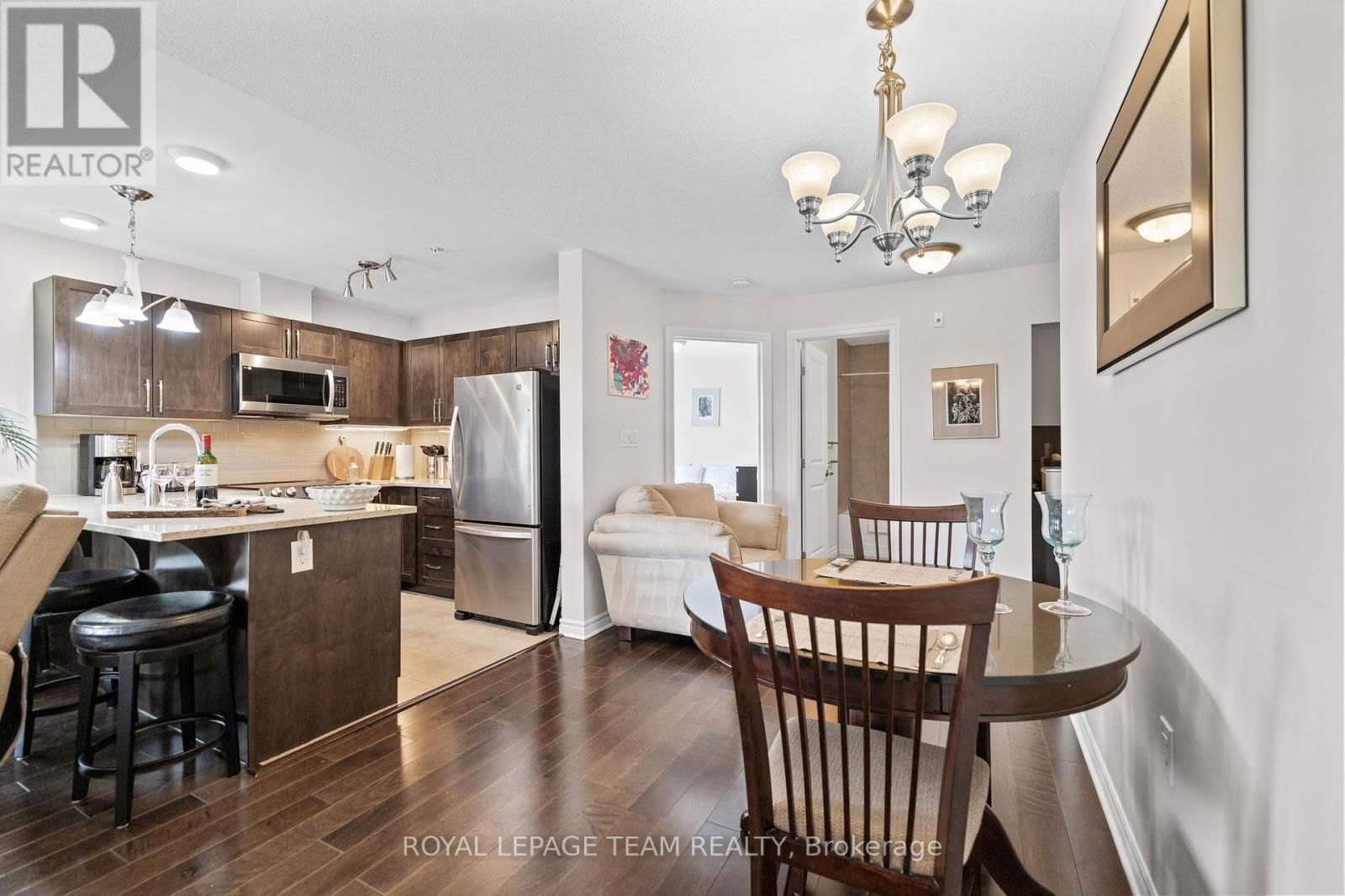 301 - 141 POTTS PRIVATE Image 7
