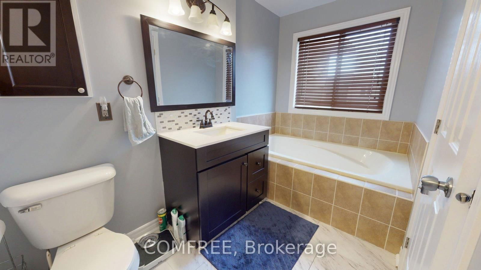 962 LINARIA WALK Image 22