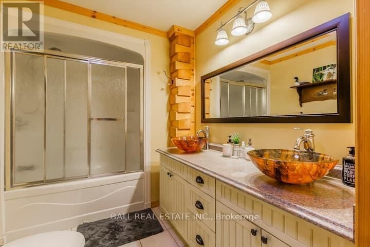 2 DARVELL LANE Image 8