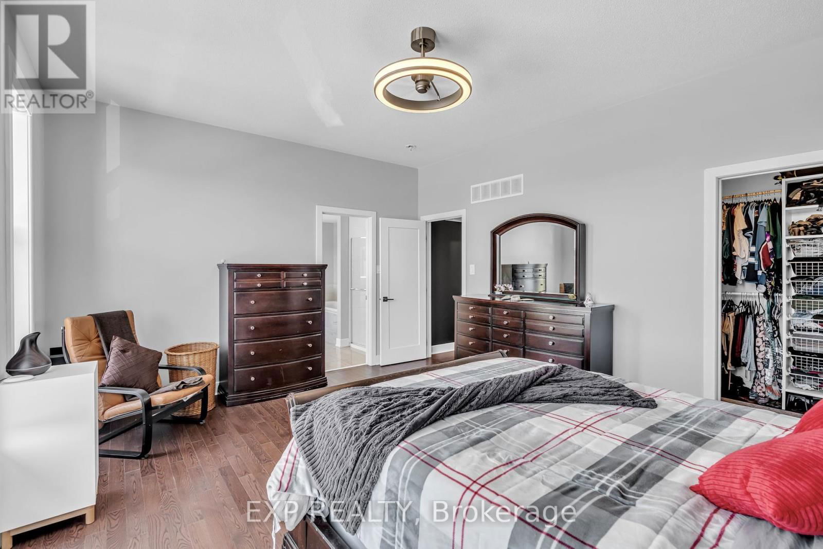 2114 HELENE-CAMPBELL ROAD Image 31