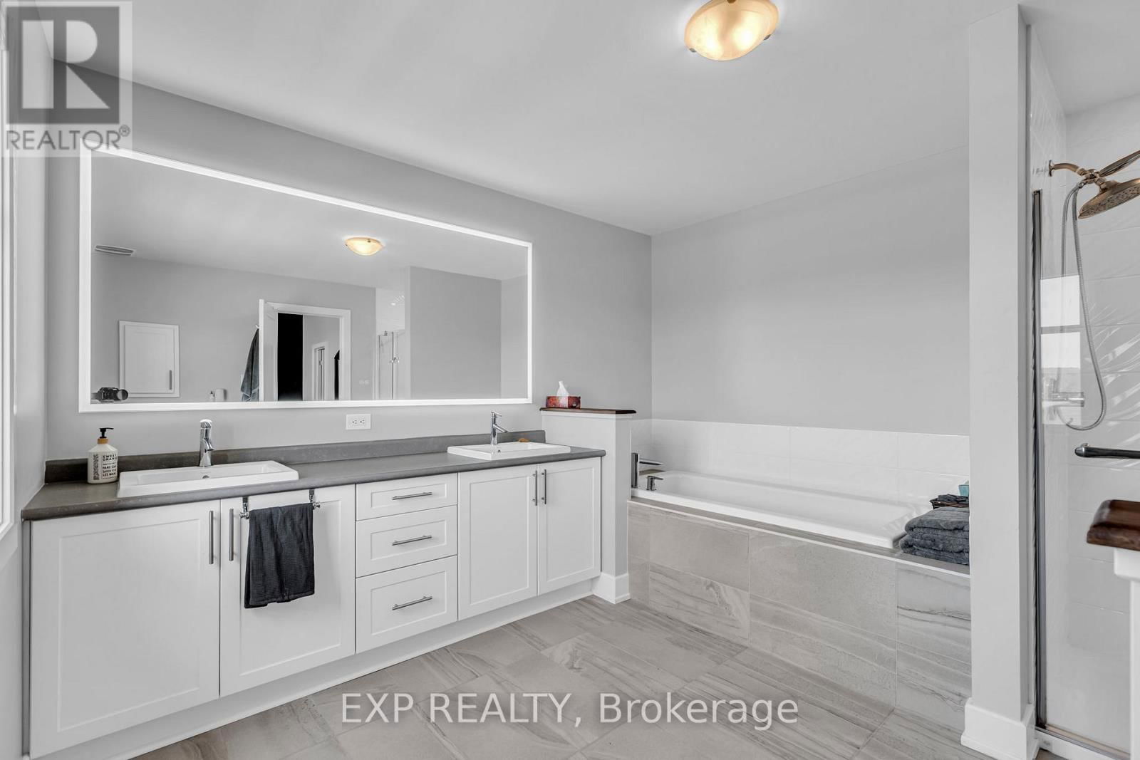2114 HELENE-CAMPBELL ROAD Image 33