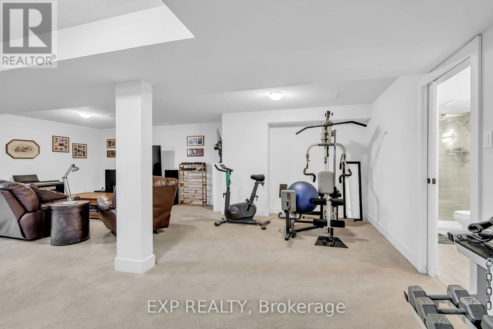 2114 HELENE-CAMPBELL ROAD Image 40