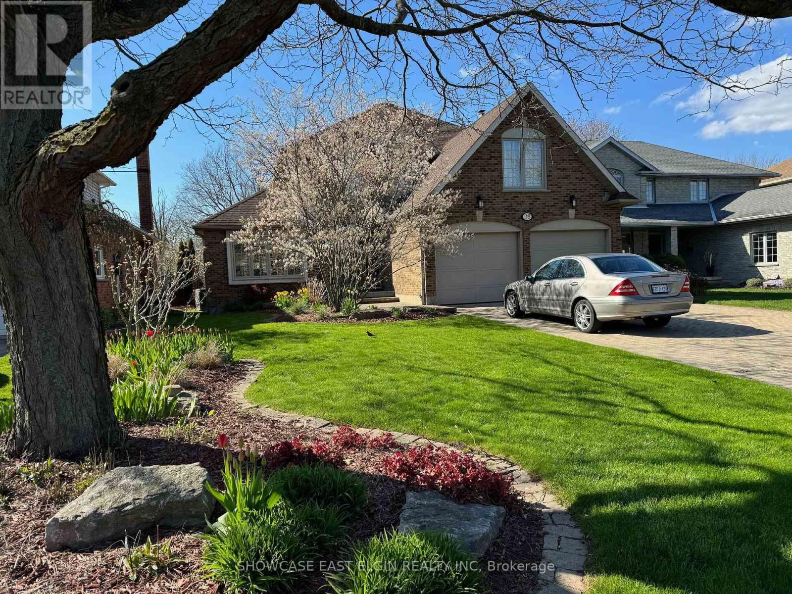 28 SINCLAIR CRESCENT Image 1