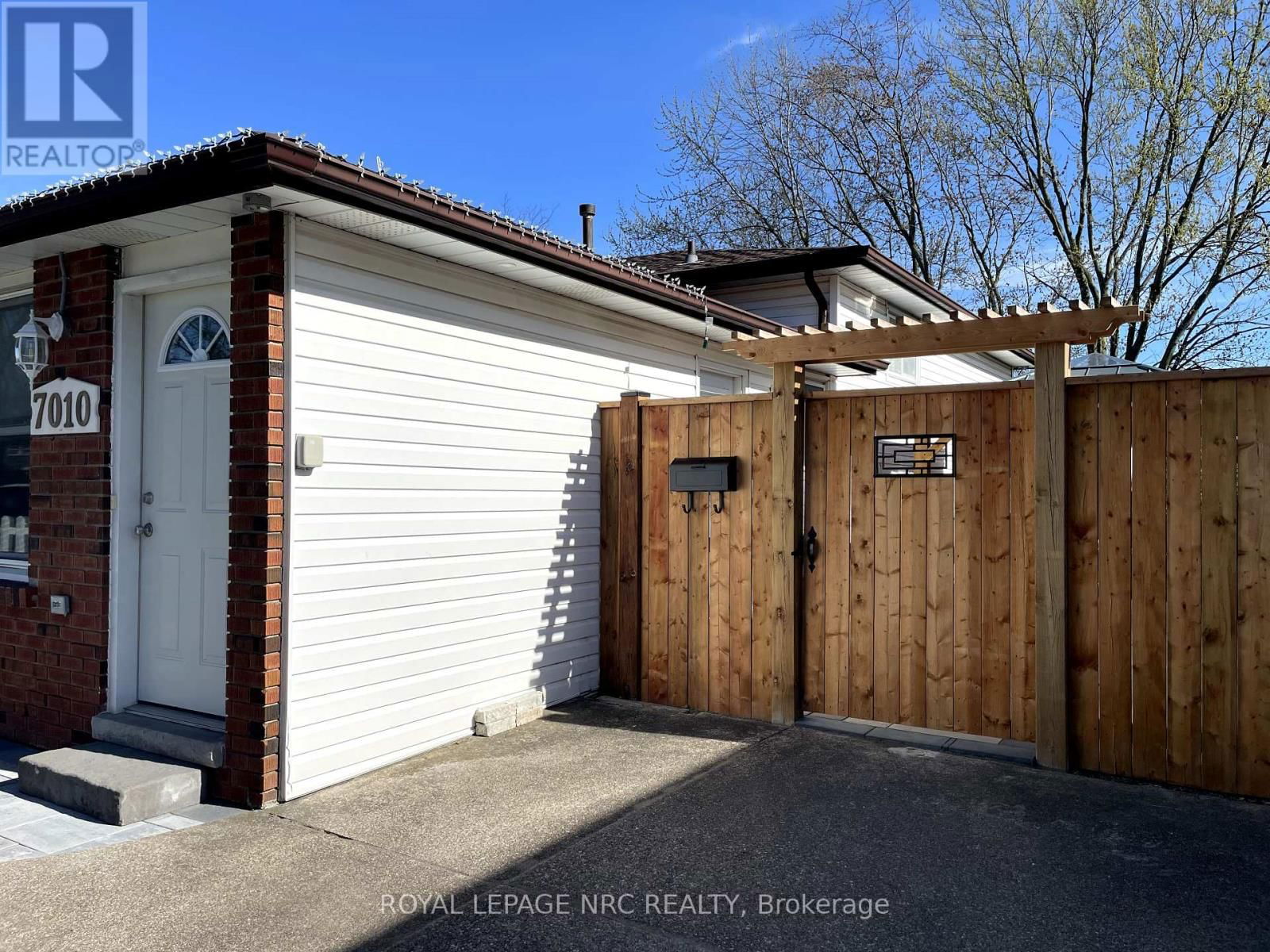 7010 BONNIE STREET Image 2