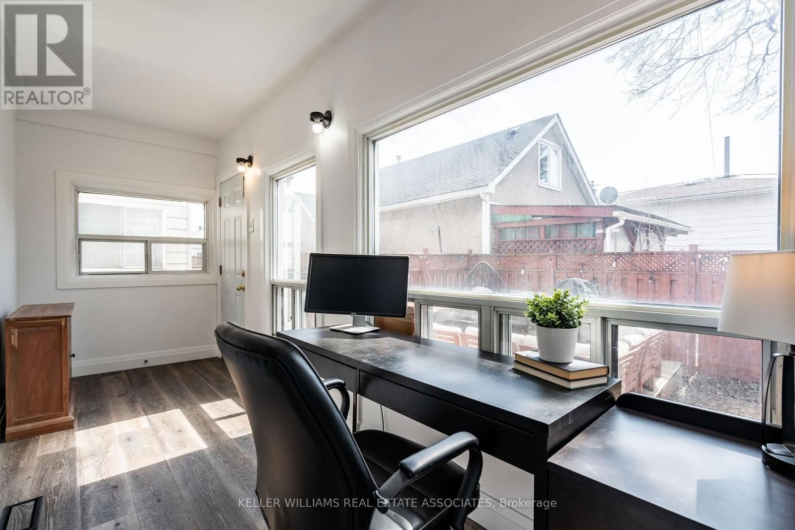 28 EDINBURGH AVENUE Image 19