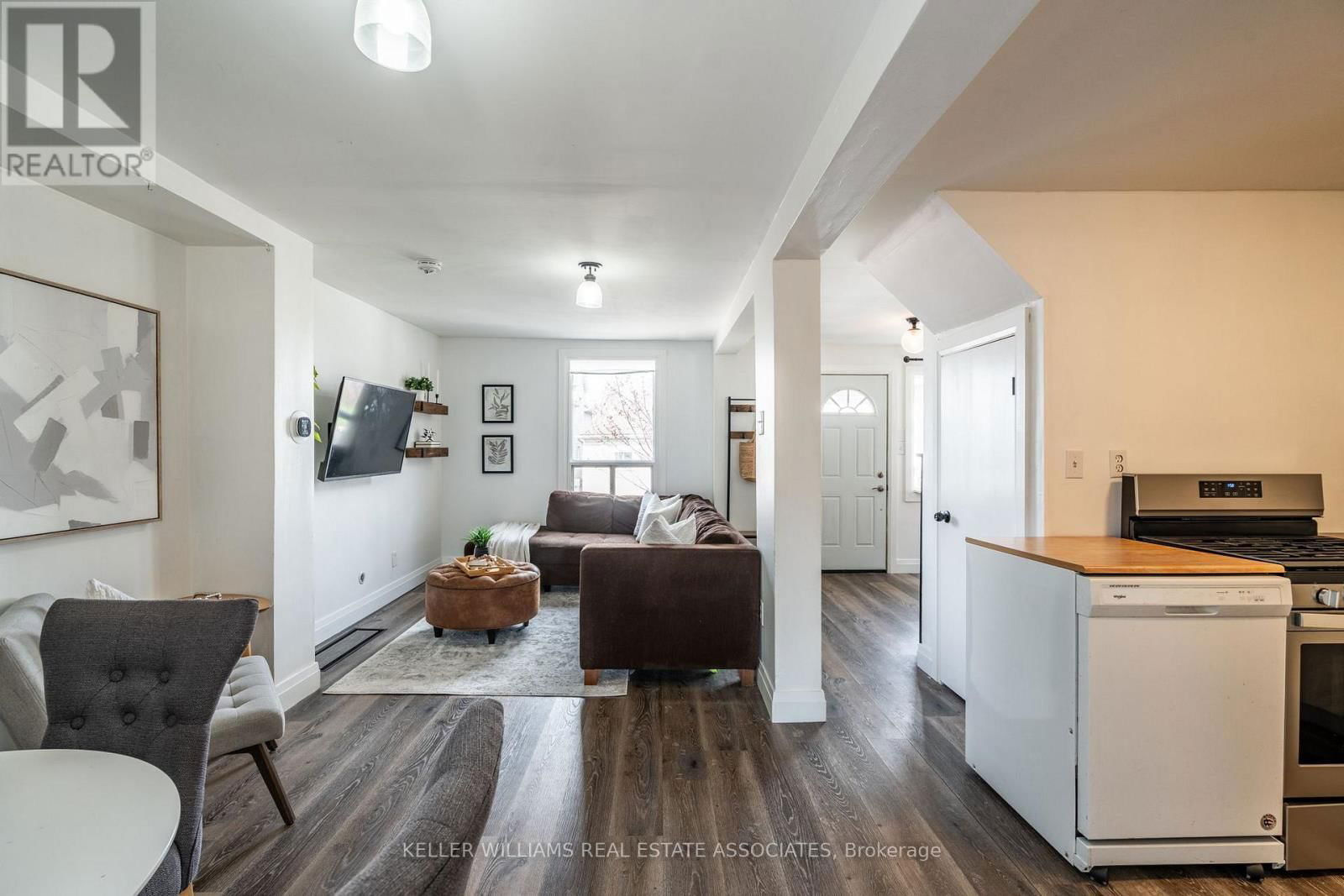 28 EDINBURGH AVENUE Image 22