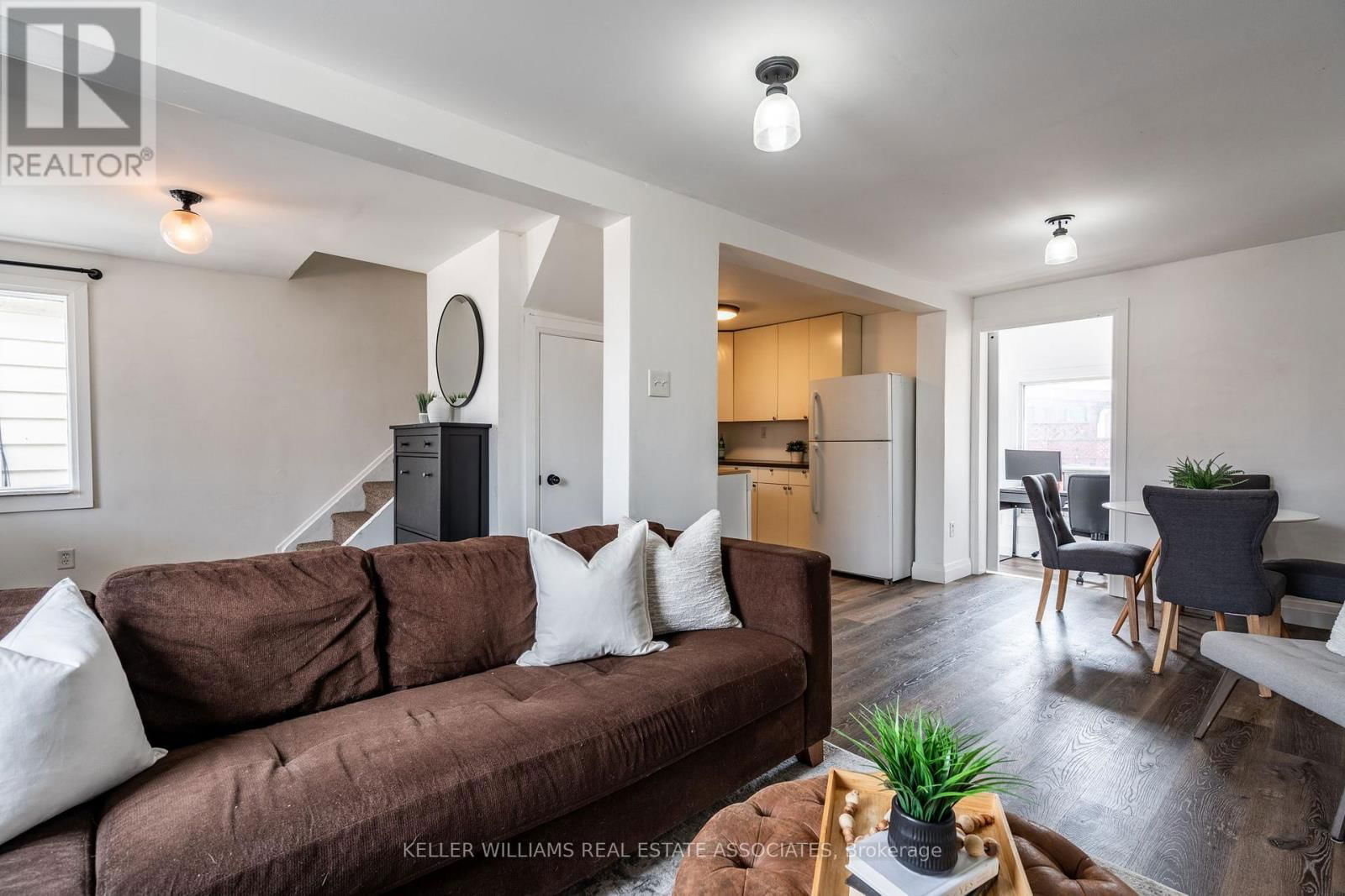 28 EDINBURGH AVENUE Image 8