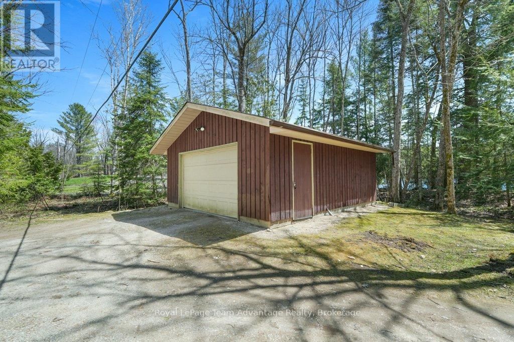 11 BIRCH LANE Image 33