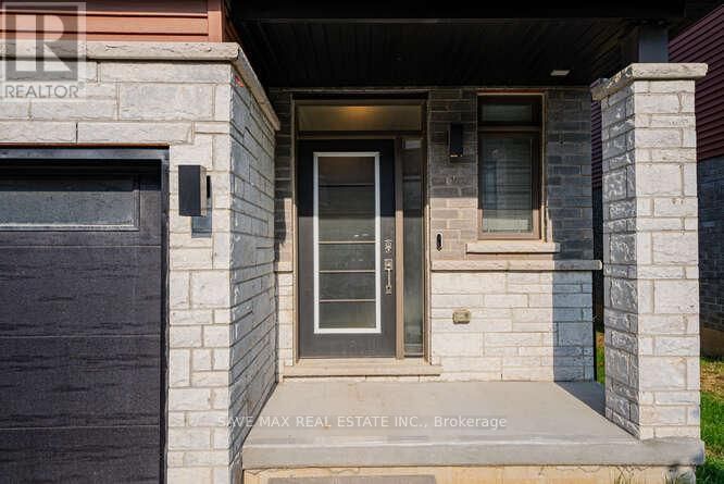 97 - 120 COURT DRIVE Image 2