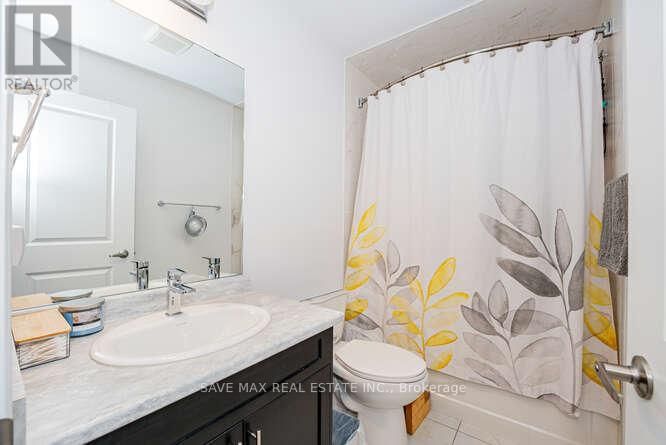 97 - 120 COURT DRIVE Image 31