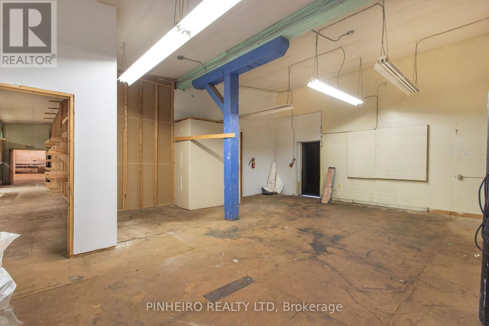 180 ANN STREET Image 14