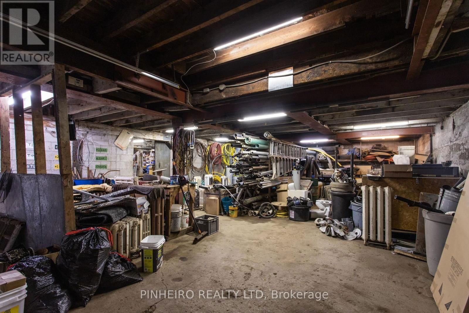 180 ANN STREET Image 27