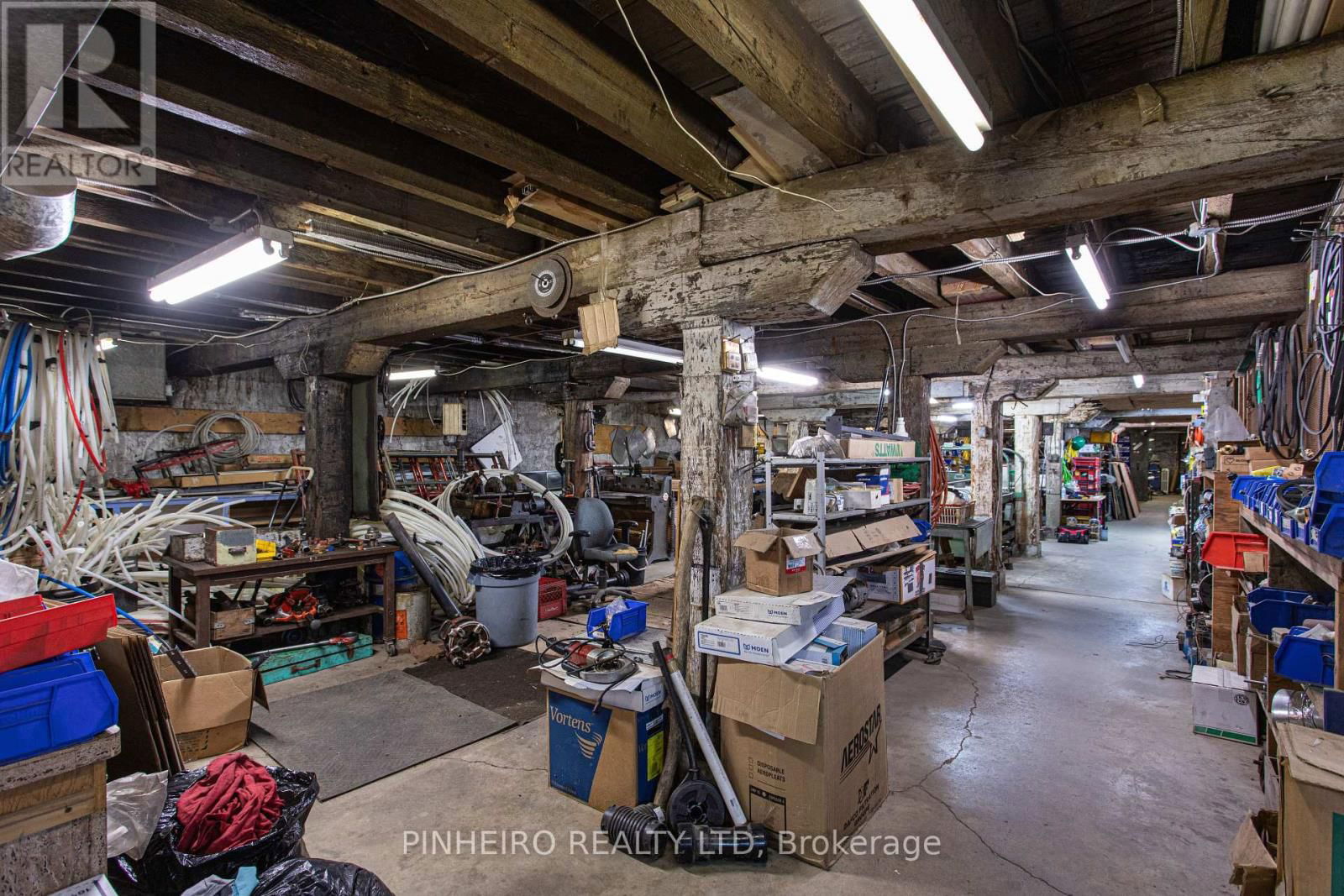 180 ANN STREET Image 32