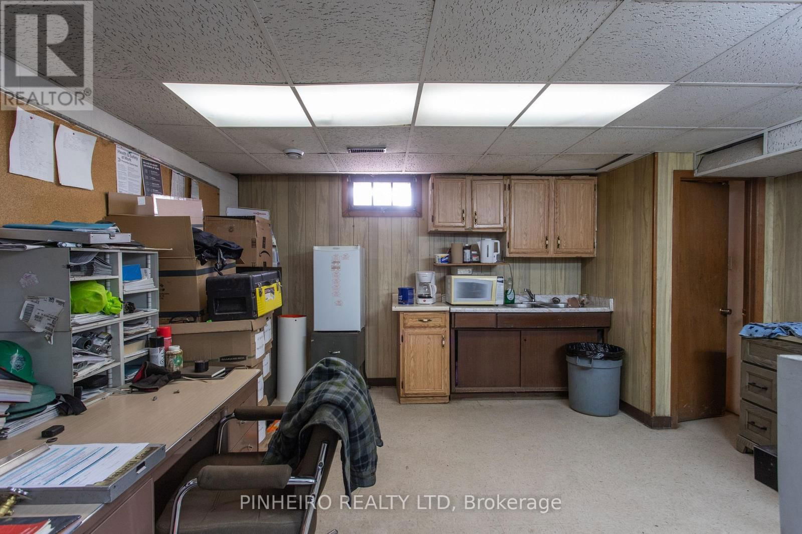 180 ANN STREET Image 34