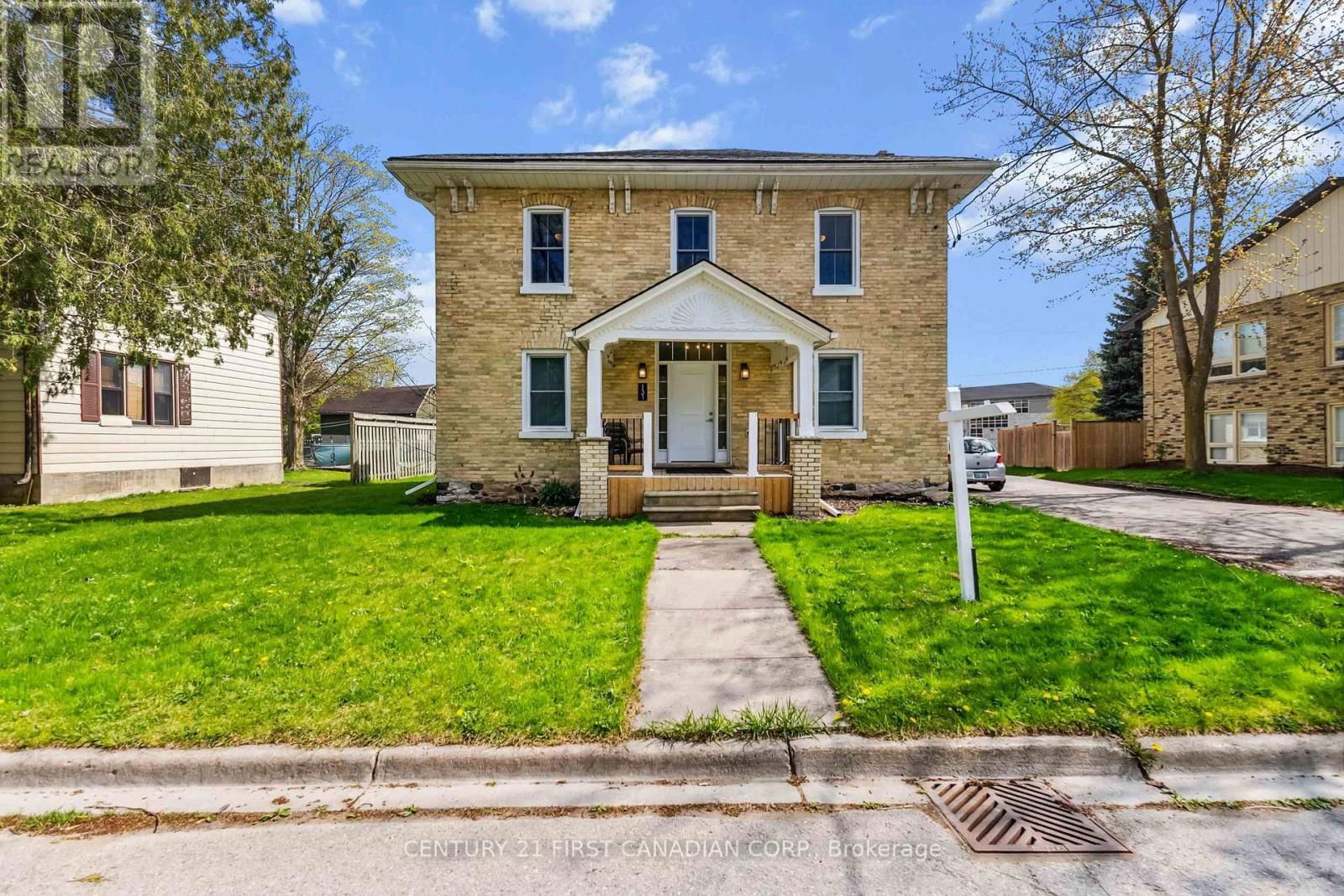 131 FRANCIS STREET Image 1