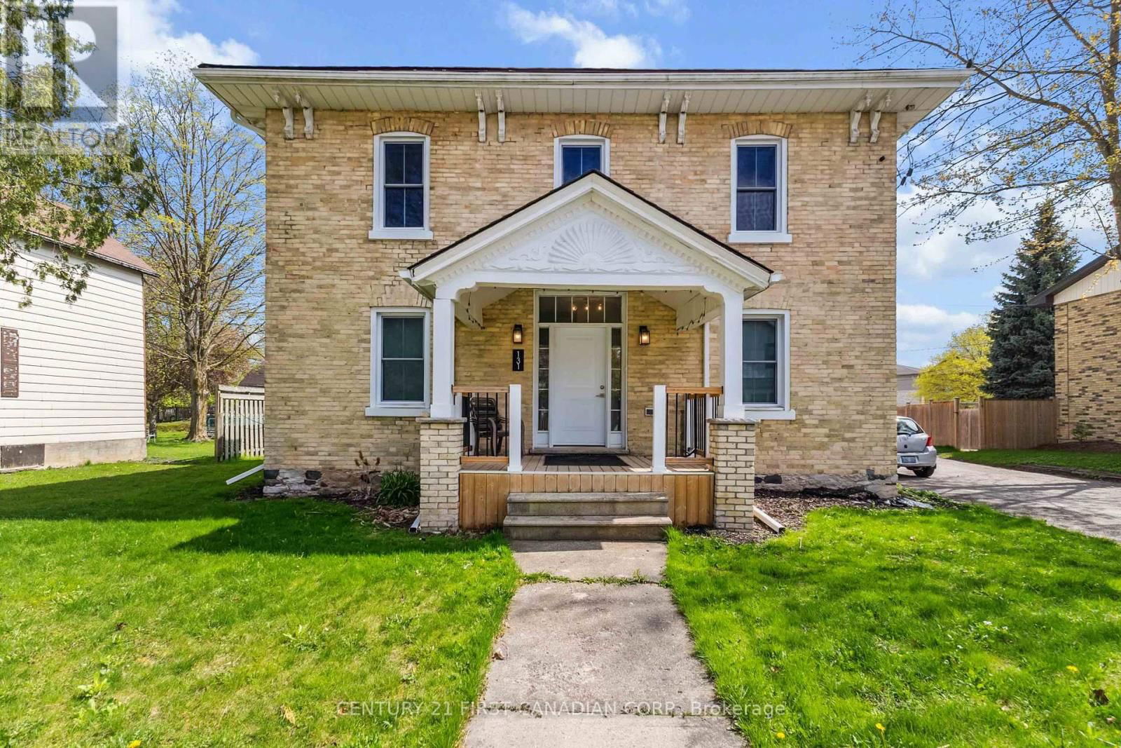 131 FRANCIS STREET Image 2
