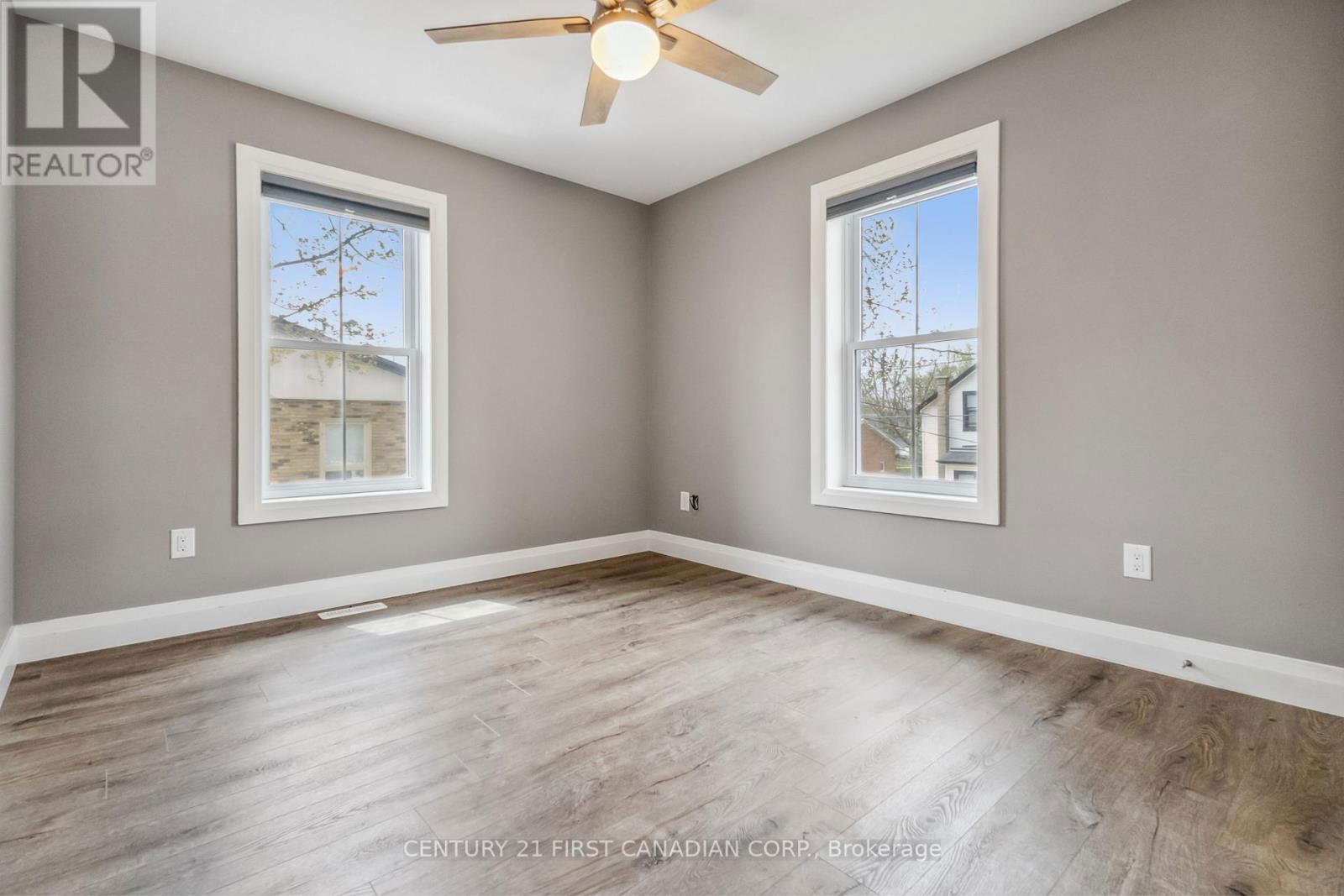 131 FRANCIS STREET Image 29