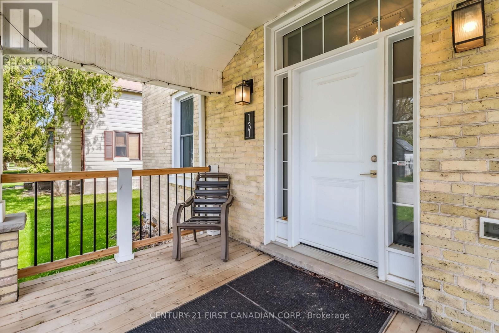 131 FRANCIS STREET Image 6