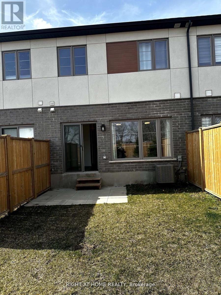 27 STEELE CRESCENT Image 25
